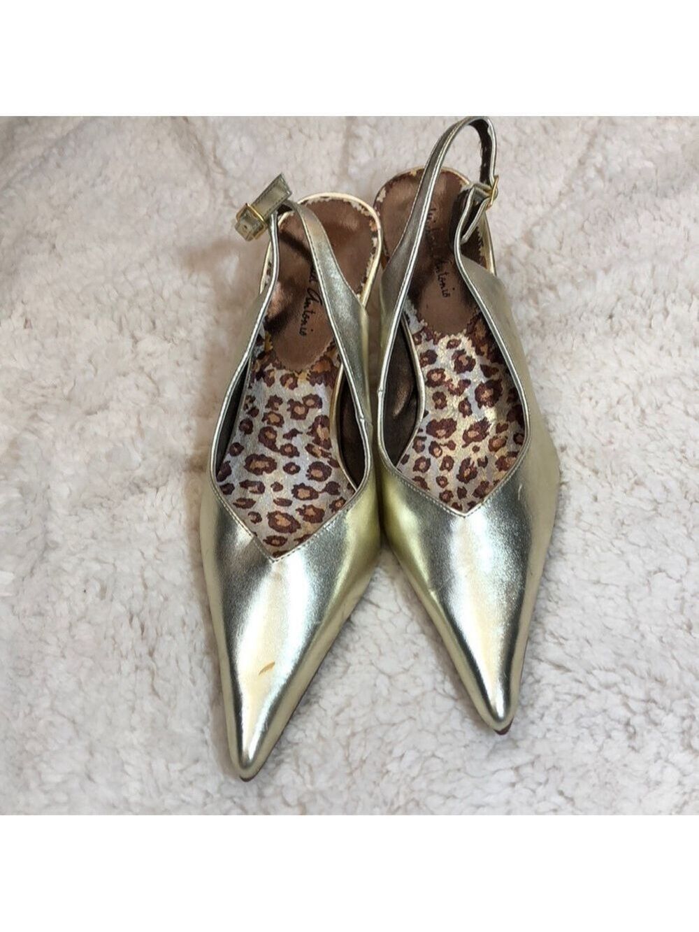 🆕 BN pair of gold pointed heels - Michael Antonio